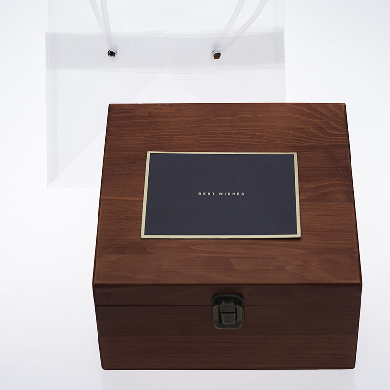 拉芙里男士鸡尾酒卡包父亲节礼物商务木盒定制开业活动婚礼伴手礼