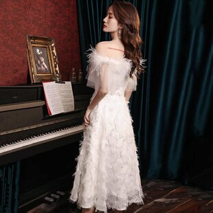 一字肩晚礼服女白色法式轻婚纱订婚领证登记羽毛小个子新娘连衣裙
