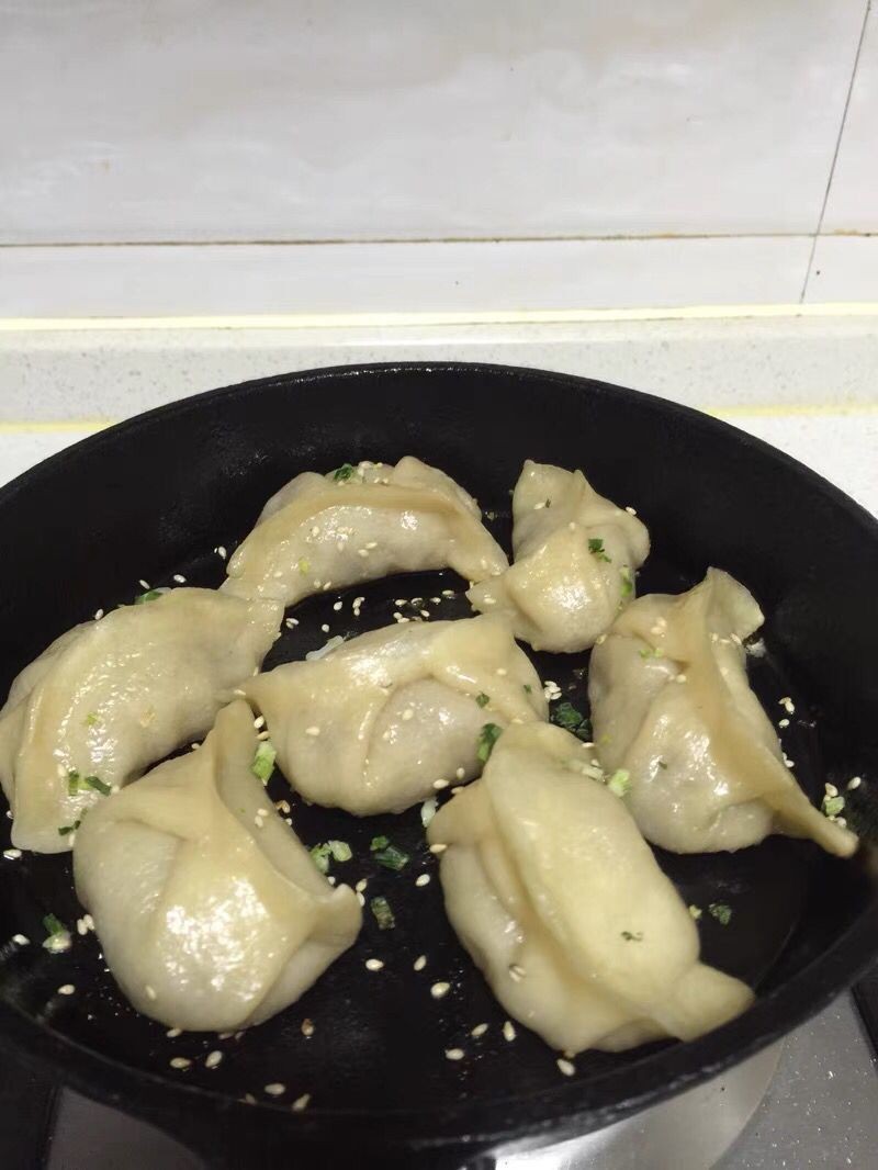 加厚铸铁平底锅生铁不粘牛排锅煎蛋锅带柄西餐烤肉盘铁板饭盘专用图片