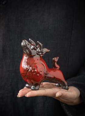 牛市吉祥物陶瓷红色牛摆件牛气冲天创意家居客厅招财装饰品生肖牛