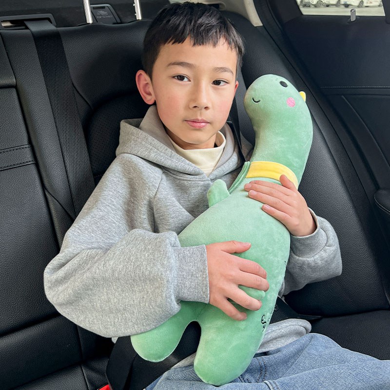 汽车儿童睡枕车上睡觉神器车载抱枕安全带护肩套后座防勒脖护肩垫