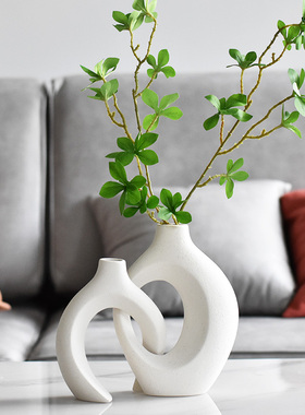 北欧奶油风绿植艺术摆件创意家居玄关客厅陶瓷白色花瓶高级感摆设