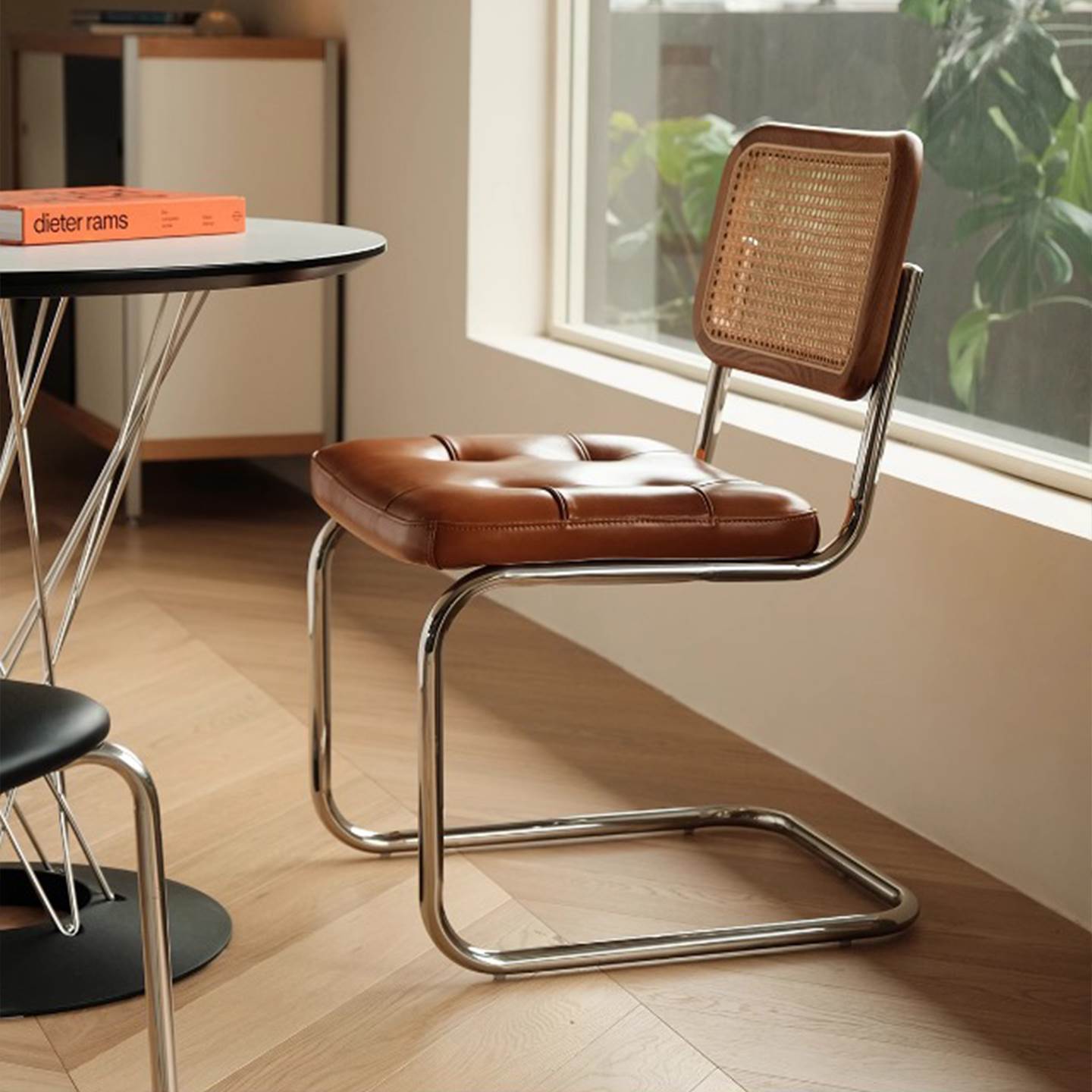 中古实木藤编靠背网红ins餐椅家用设计师弓形椅子vintage瓦西里椅