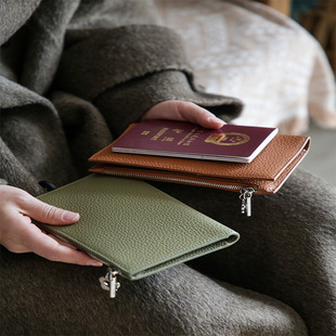 简约拉链护照夹女钱包一体超薄便携大容量多功能证件收纳包护照包