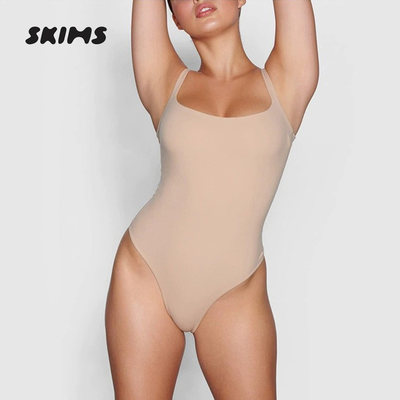 Skims卡戴珊紧身连体衣塑身衣