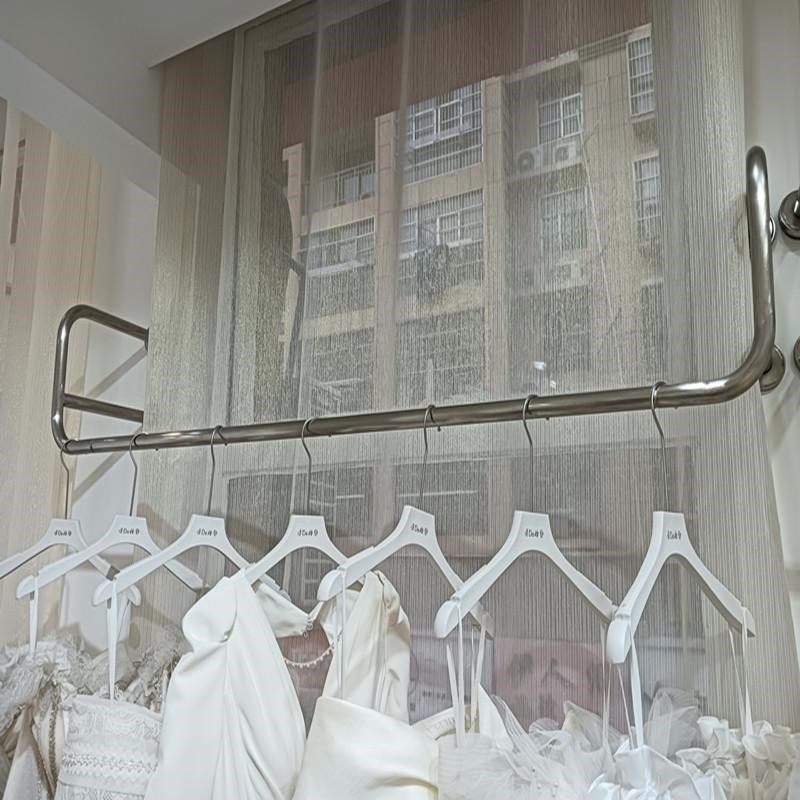 不锈钢拉丝婚纱架子壁挂婚纱吊架礼服陈列货架上墙挂衣杆钛金订制