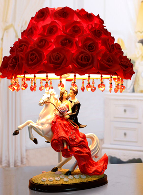 创意台灯朋友闺蜜结婚礼物高档人物摆件婚房床头灯欧式家居装饰品