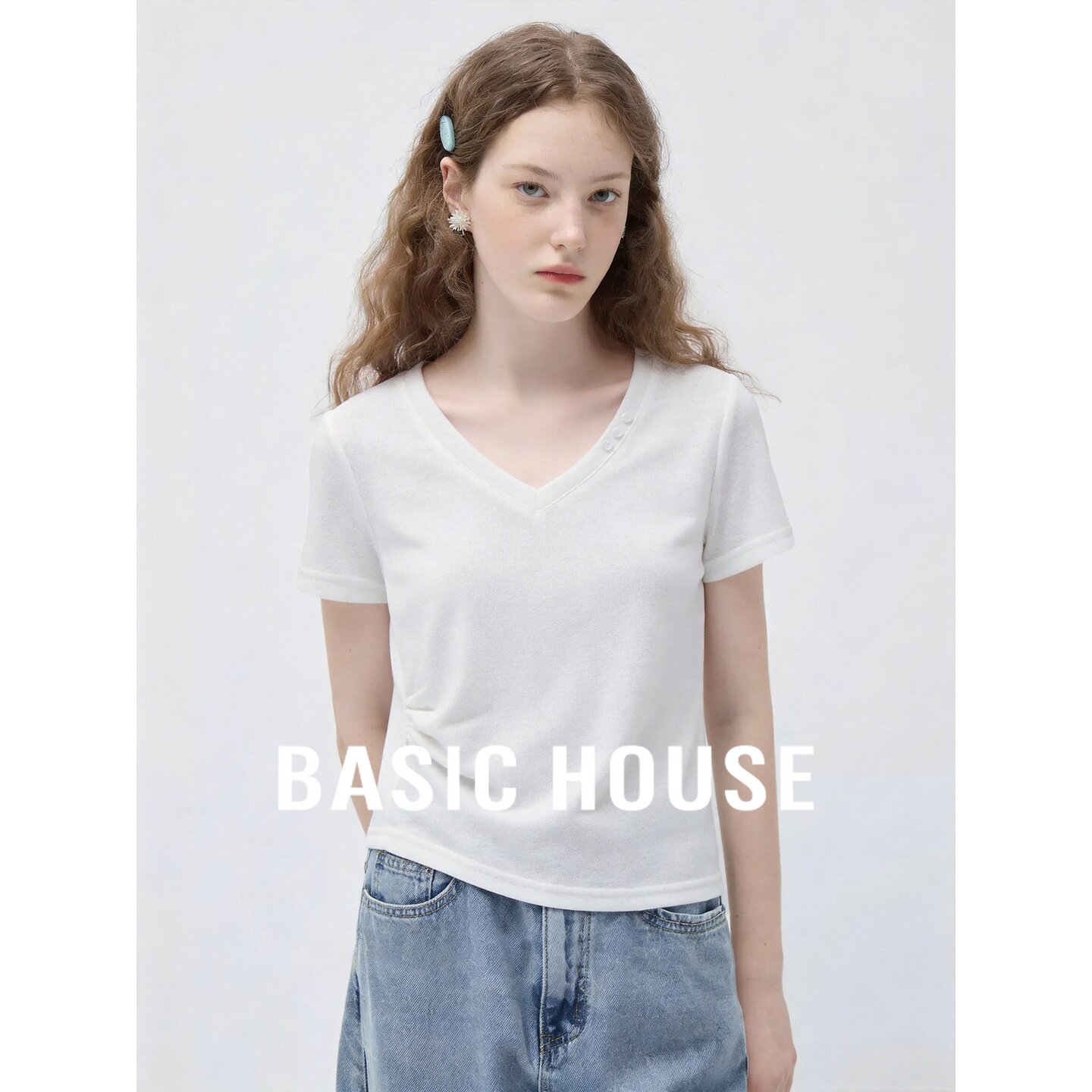 Basic House/百家好极简风黑色V领短袖T恤女夏季显瘦正肩短款上衣