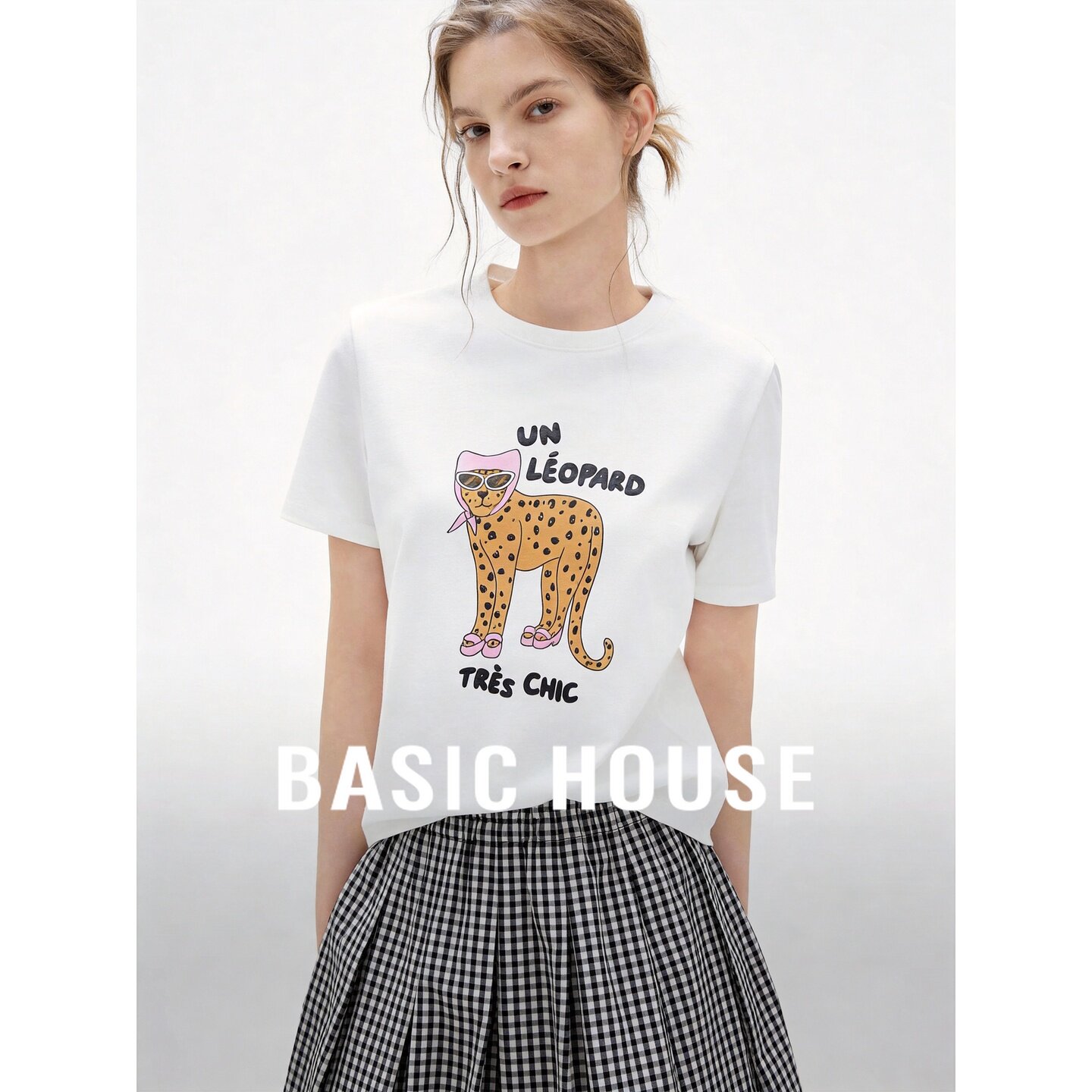 Basic House/百家好美式豹纹短袖T恤女印花图案圆领上衣时尚百搭