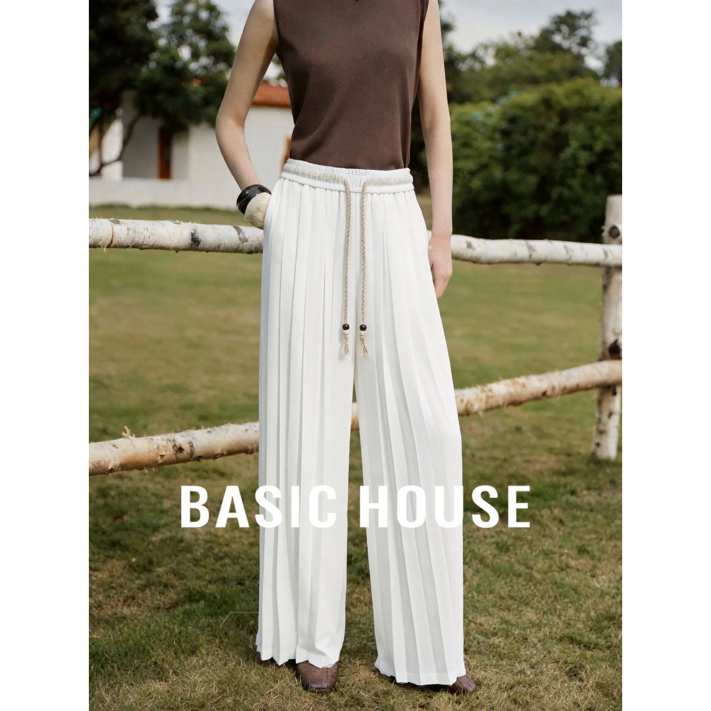 Basic House/百家好白色简约百褶阔腿裤女夏莱赛尔通勤宽松休闲裤