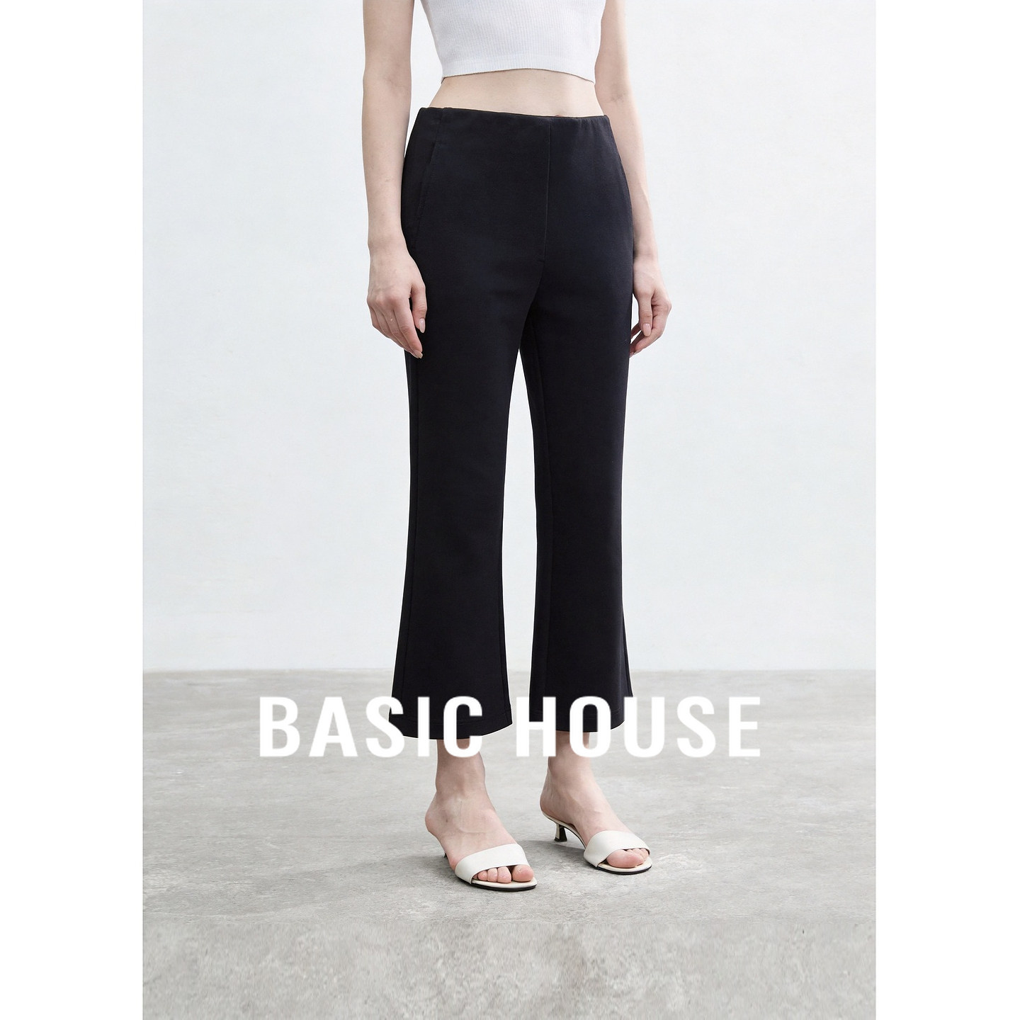 Basic House/百家好高腰黑色九分微喇裤女26夏季显瘦职场通勤裤子