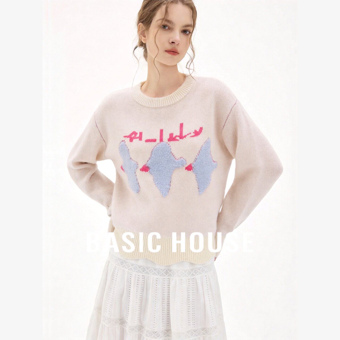 Basic House/百家好拼接不规则设计感提花毛衣女圆领宽松针织上衣