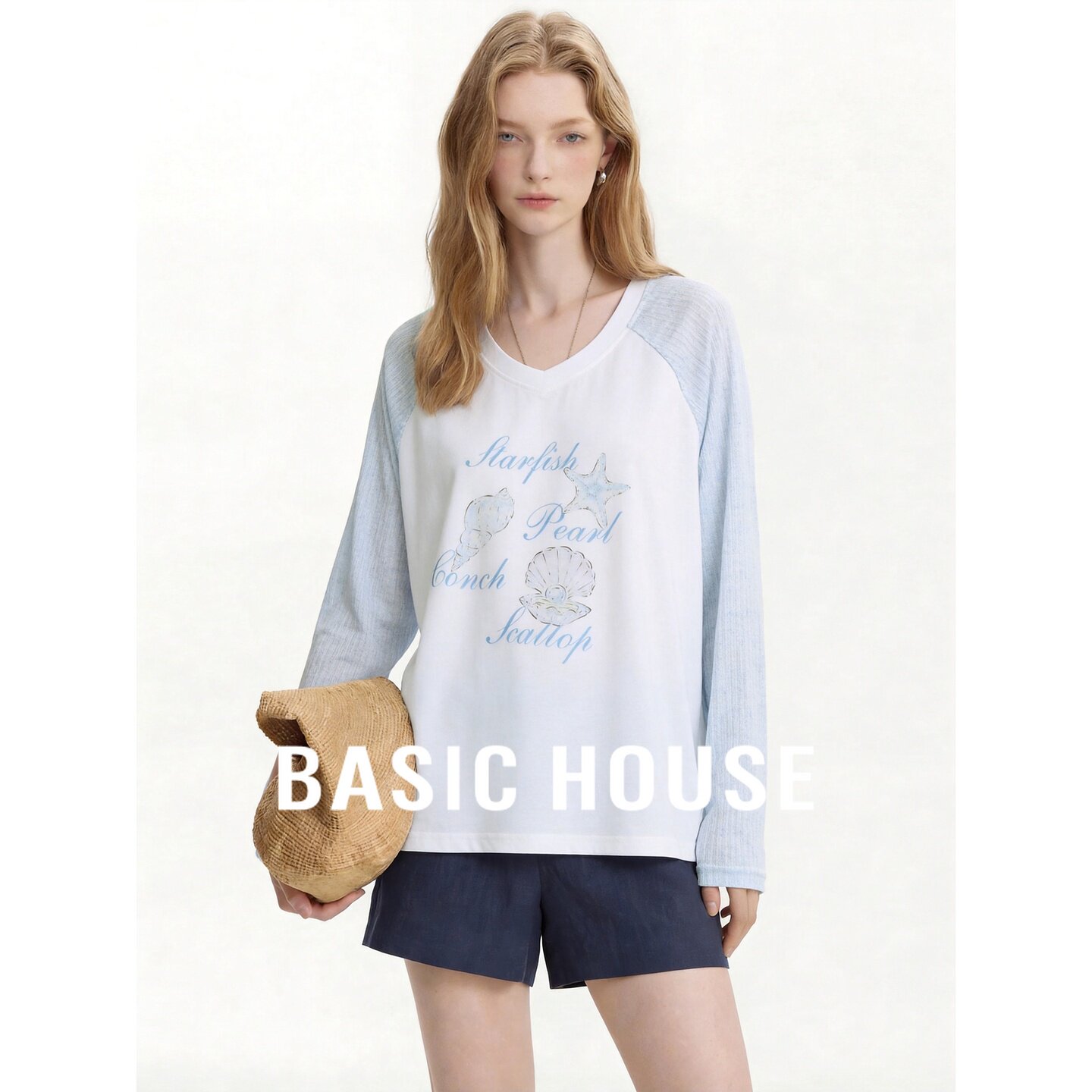 Basic House/百家好蓝色印花插肩长袖T恤女夏松弛感薄款显瘦上衣