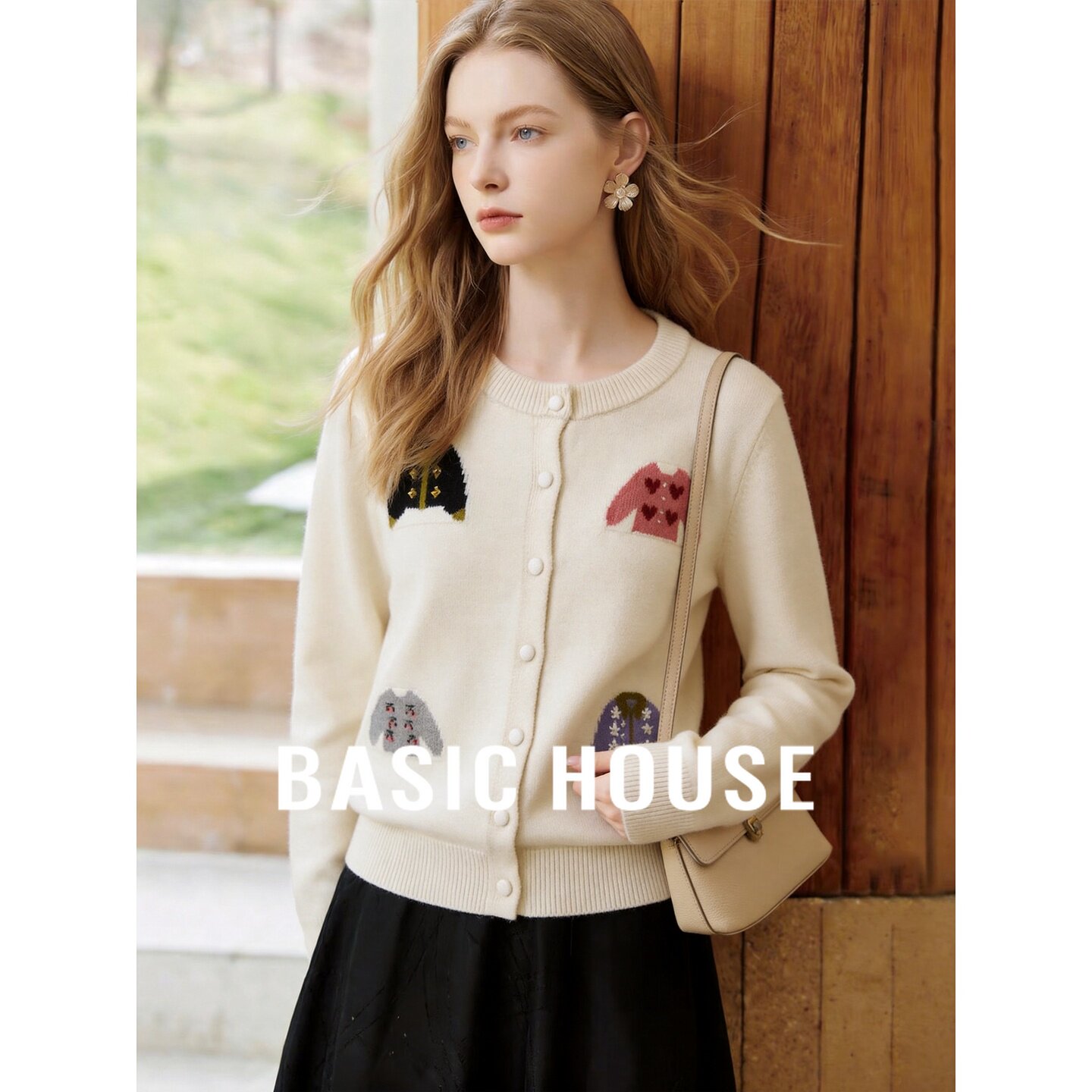 Basic House/百家好甜美圆领卡通毛衣女宽松长袖短款开衫针织衫