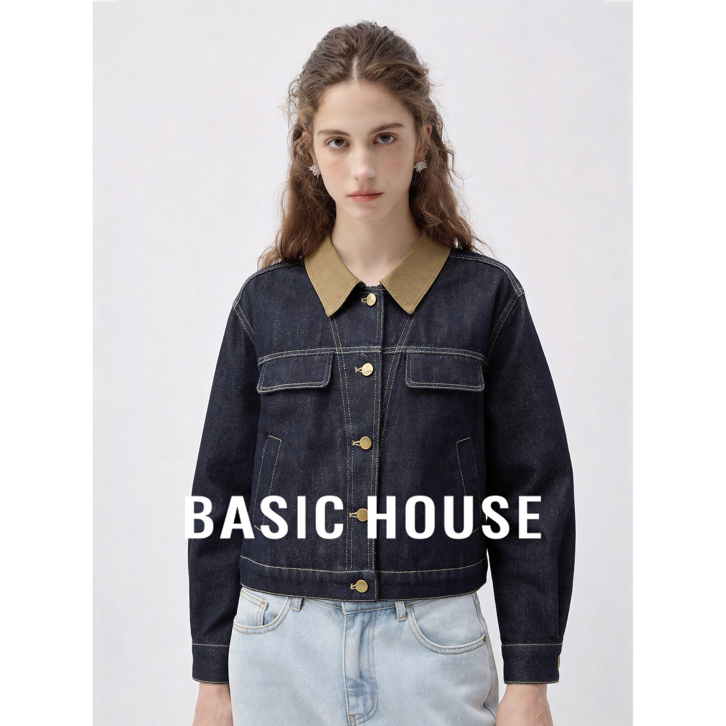 Basic House/百家好撞色翻领复古牛仔外套女短款百搭夹克外套秋季