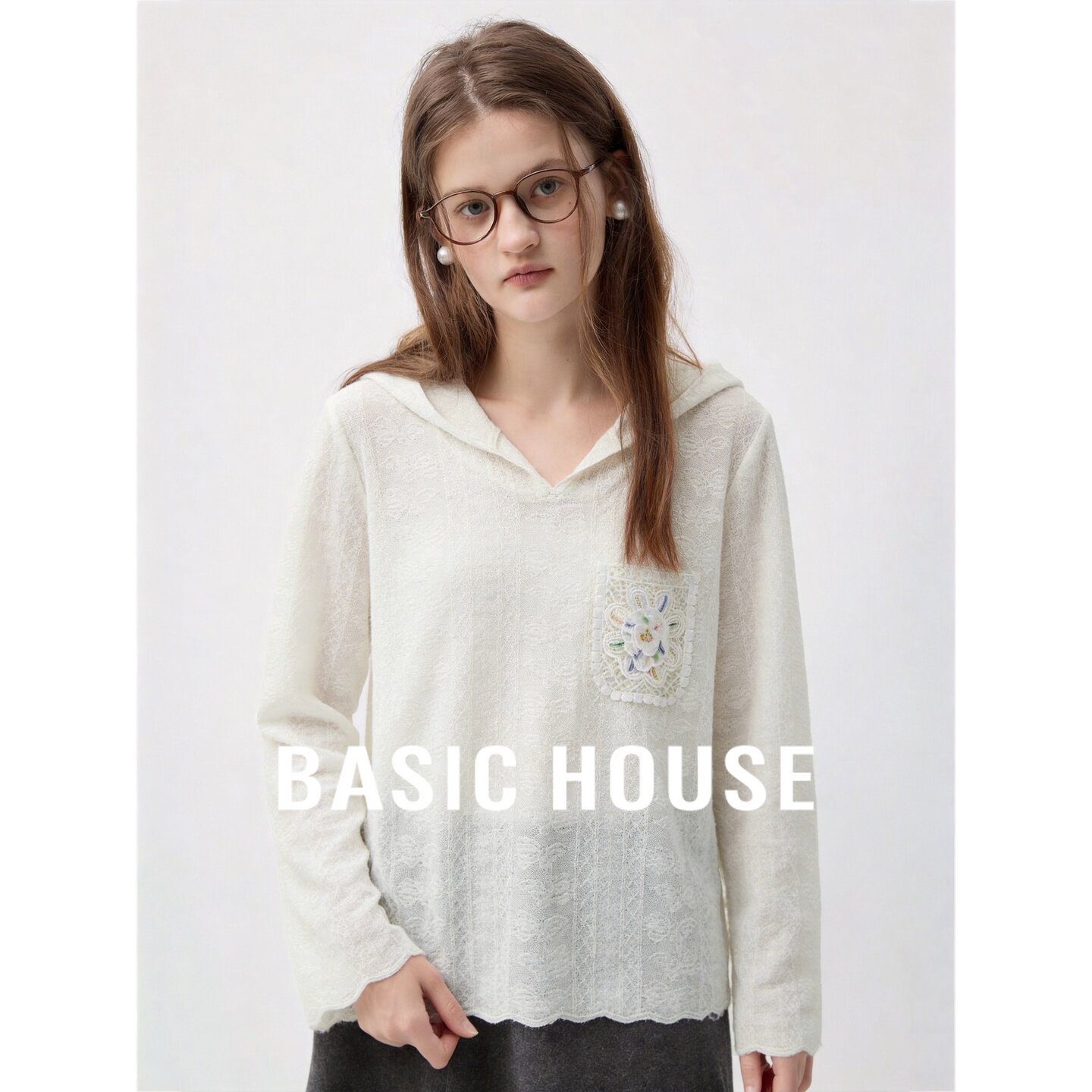 Basic House/百家好慵懒风白色连帽蕾丝针织衫女薄款刺绣百搭上衣