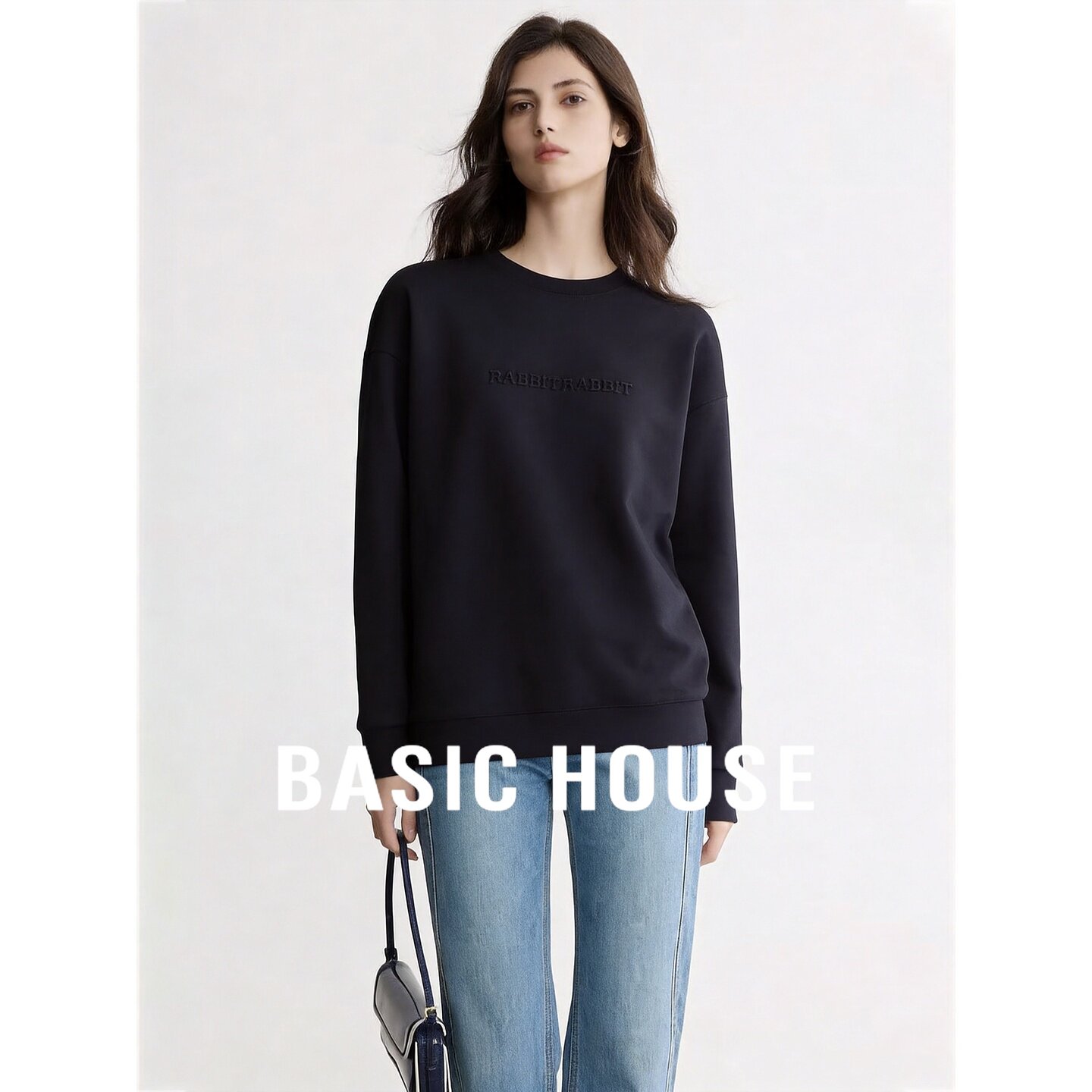 Basic House/百家好极简休闲黑色圆领卫衣女宽松长袖百搭显瘦上衣