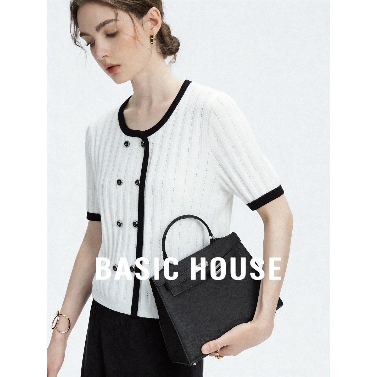 Basic House/百家好设计感针织衫女短袖双排扣修身小香风白色上衣