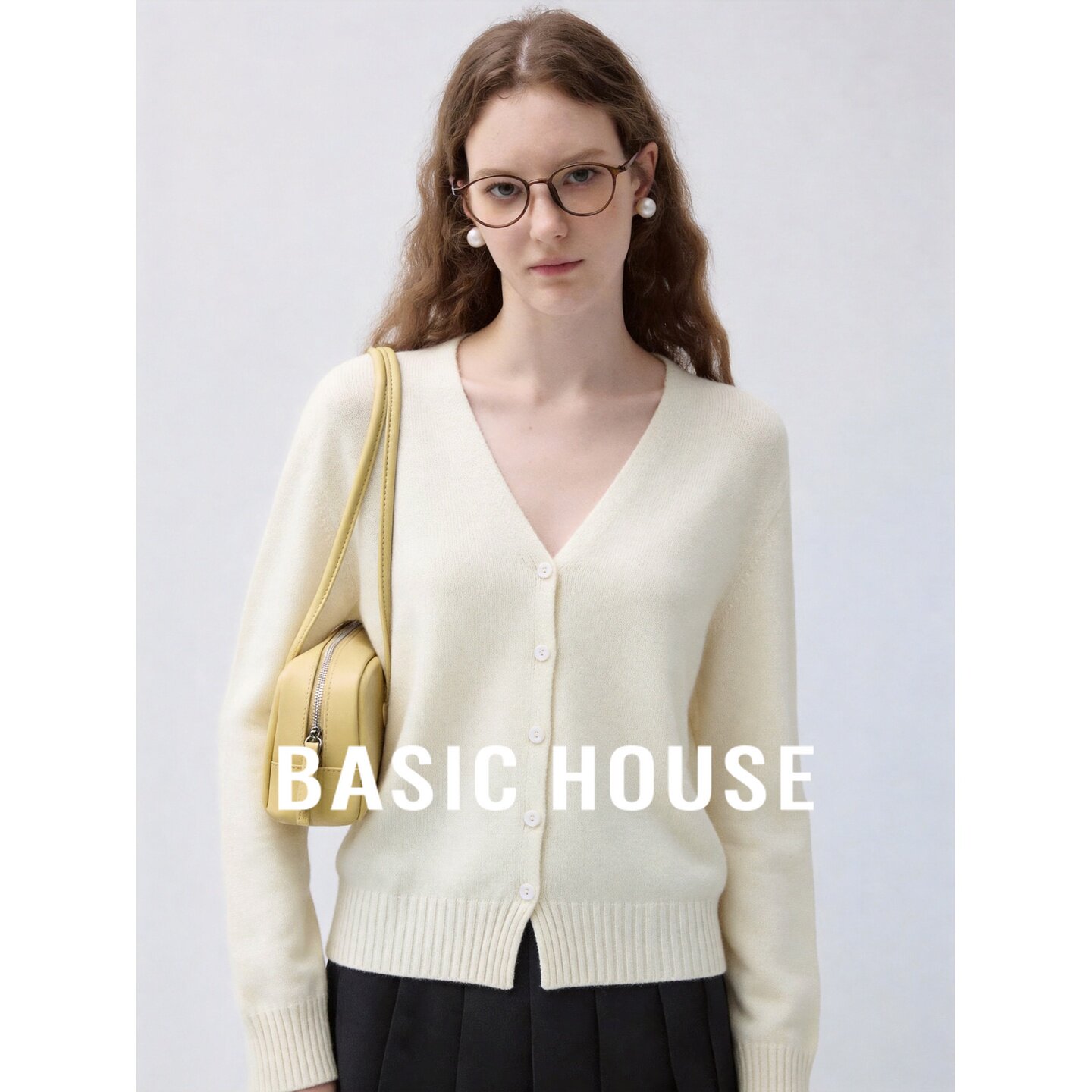 Basic House/百家好慵懒风V领羊毛针织开衫女单排扣显瘦毛衣外套