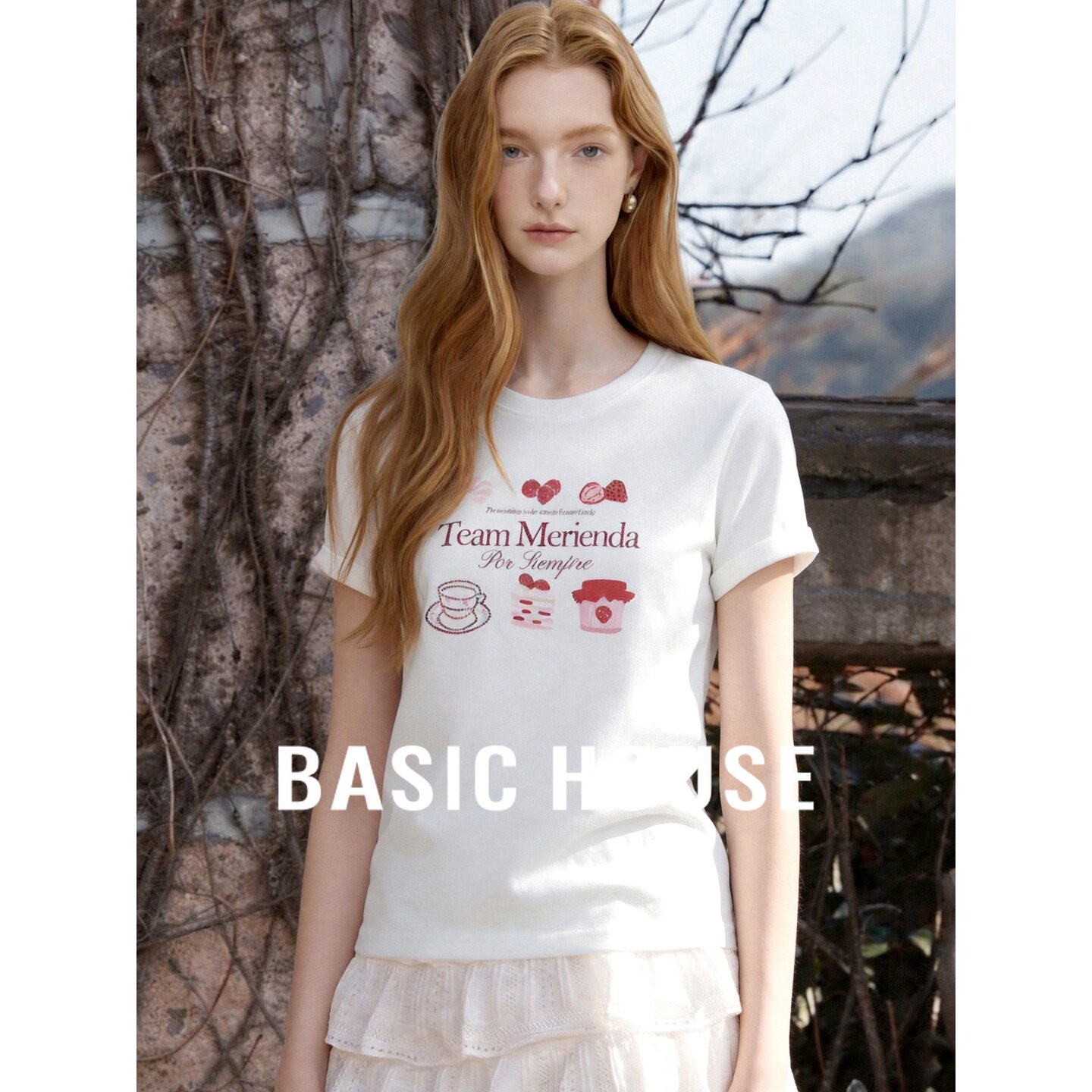 Basic House/百家好卡通印花短袖T恤女夏季白色圆领甜美减龄上衣
