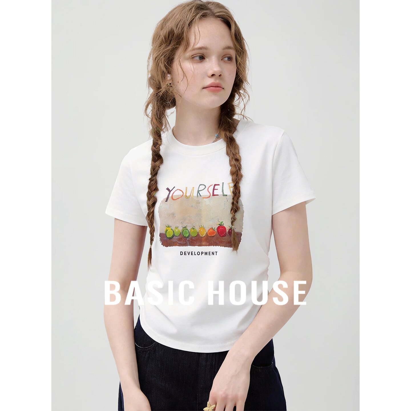 Basic House/百家好白色水果印花T恤女夏季圆领简约收腰上衣短袖