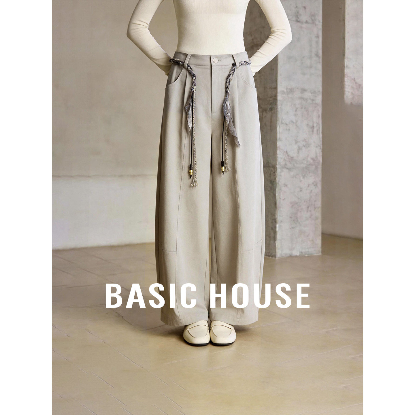 Basic House/百家好卡其色松紧腰工装裤女秋季宽松休闲百搭休闲裤