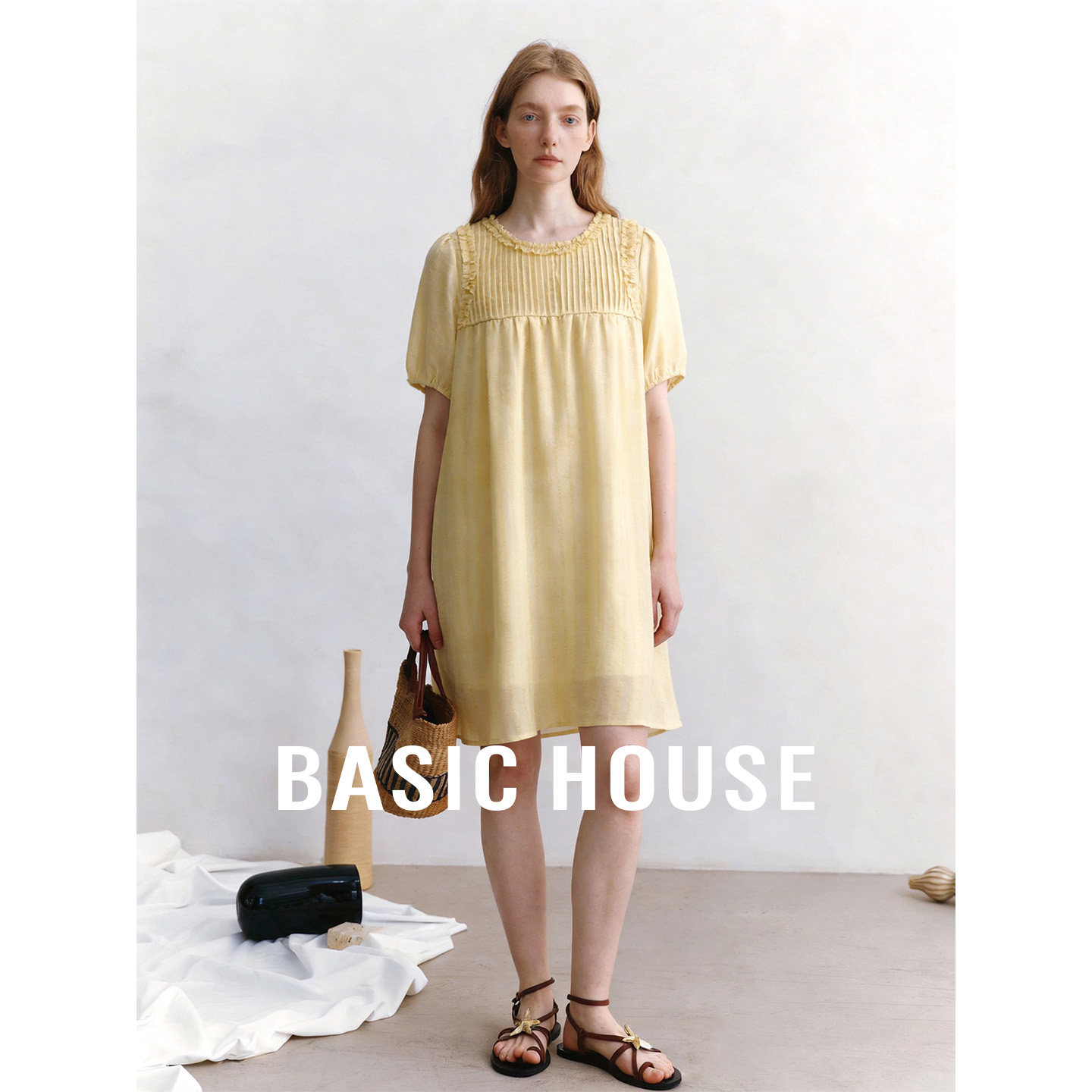 Basic House/百家好纯色褶皱领口短袖连衣裙夏宽松显瘦中长款裙子