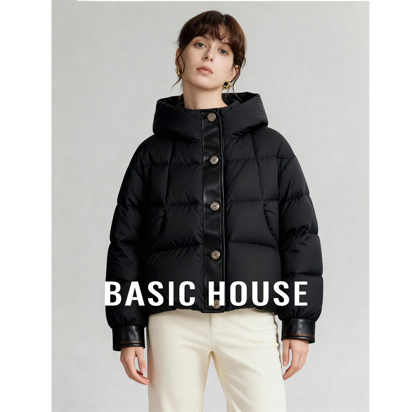 Basic House/百家好25连帽黑色耐脏短款羽绒服女秋冬新款保暖外套