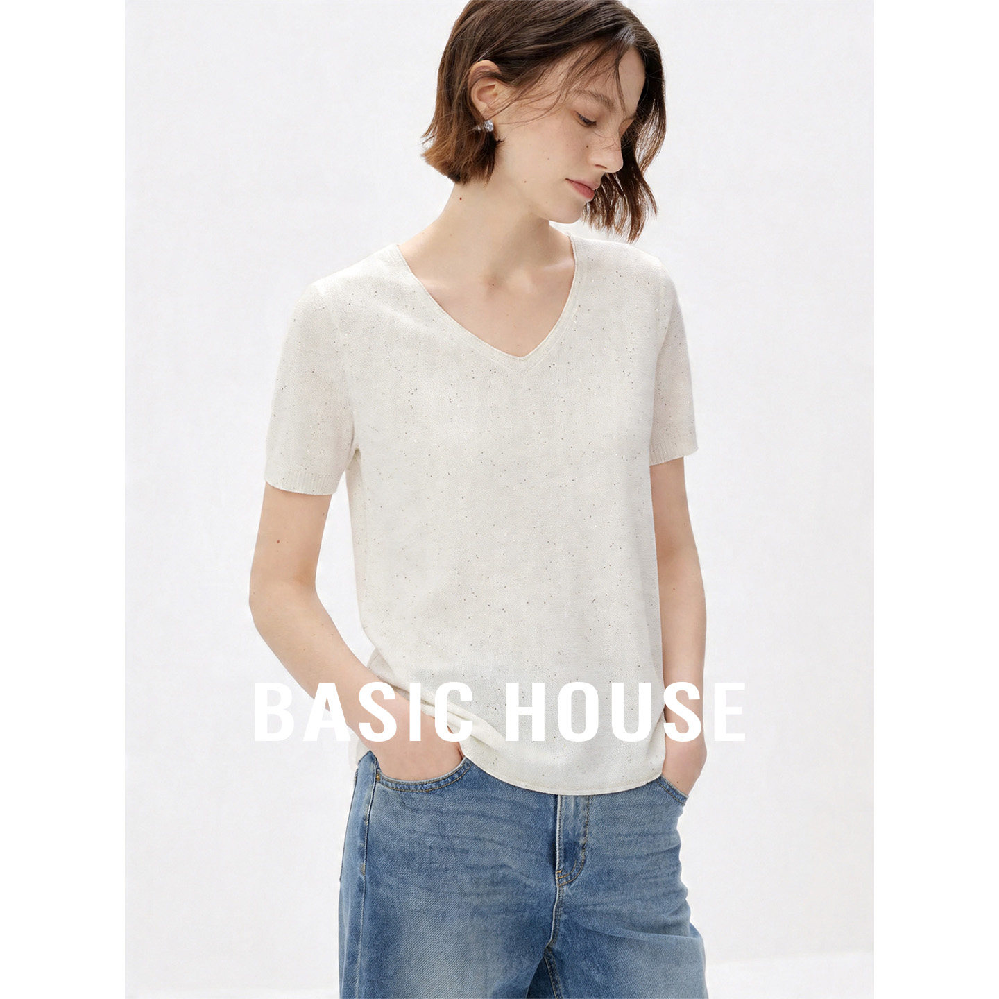 Basic House/百家好白色V领亮片设计感超好看短袖针织衫女夏上衣
