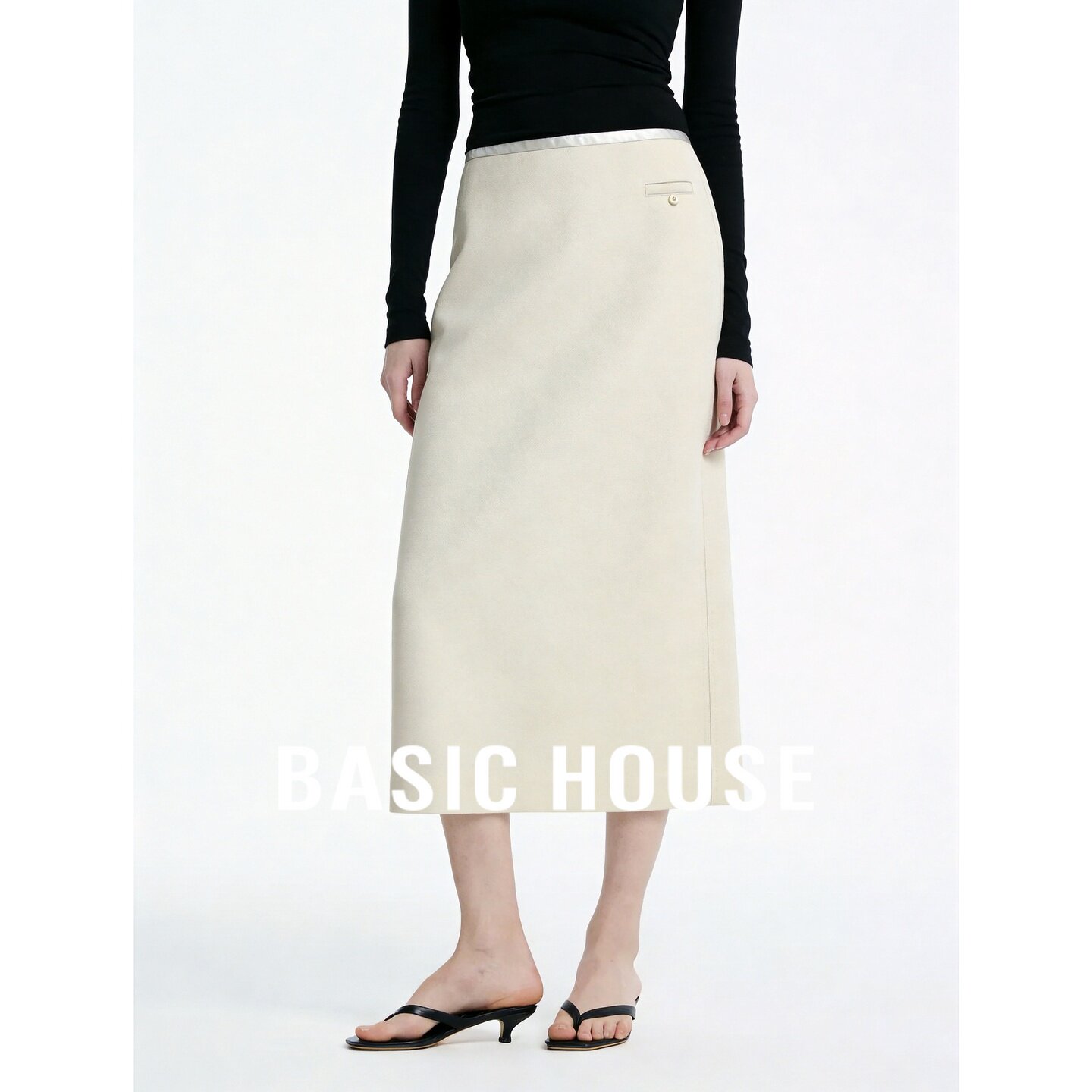 Basic House/百家好2026秋米色高腰口袋修身中长款简约A字半身裙