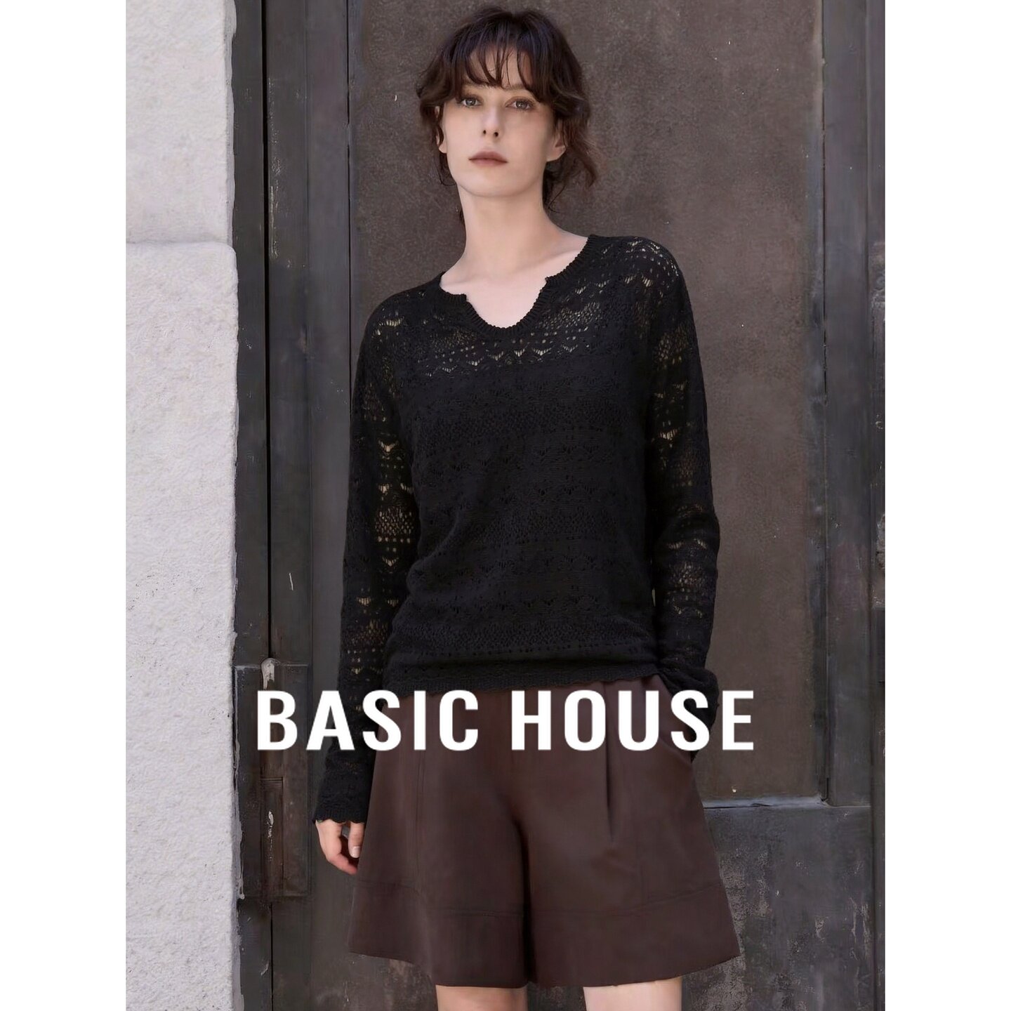 Basic House/百家好松弛感V领镂空针织衫女慵懒风套头减龄上衣