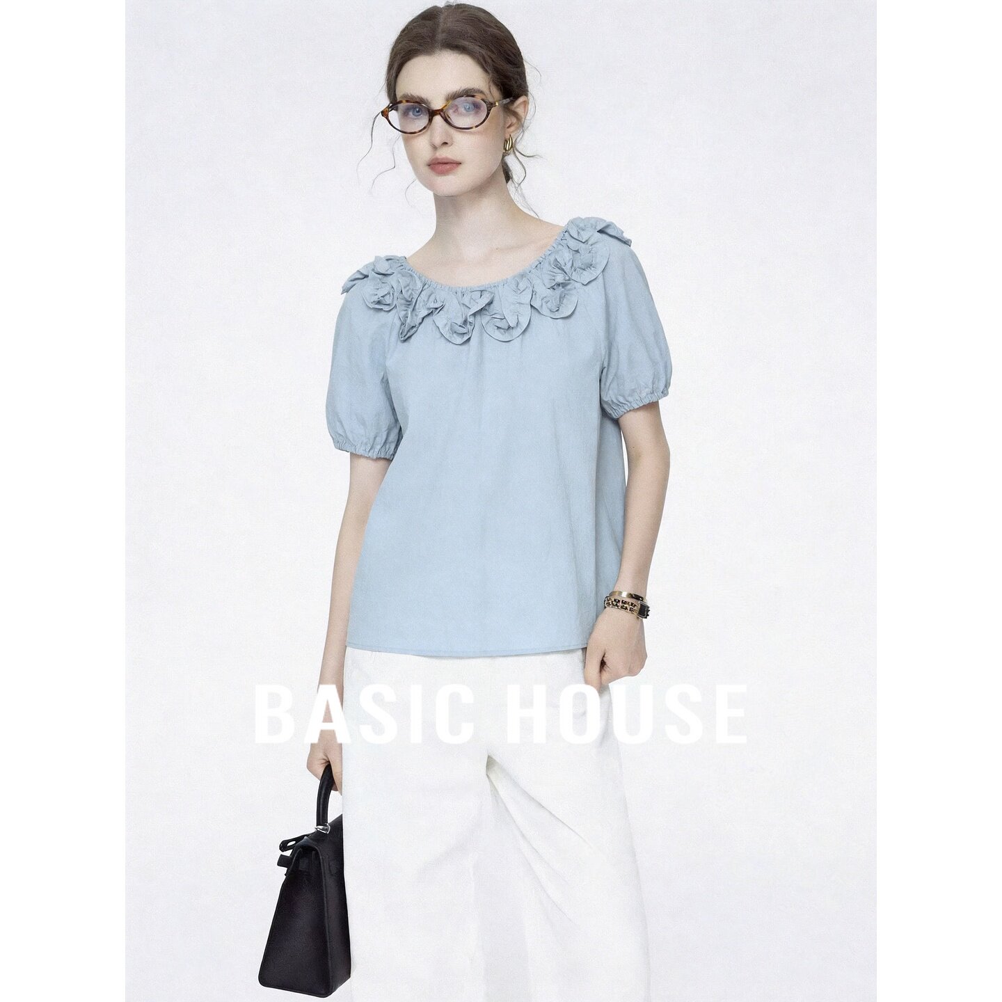 Basic House/百家好木耳边方领泡泡袖衬衫女夏季宽松显瘦蓝色上衣