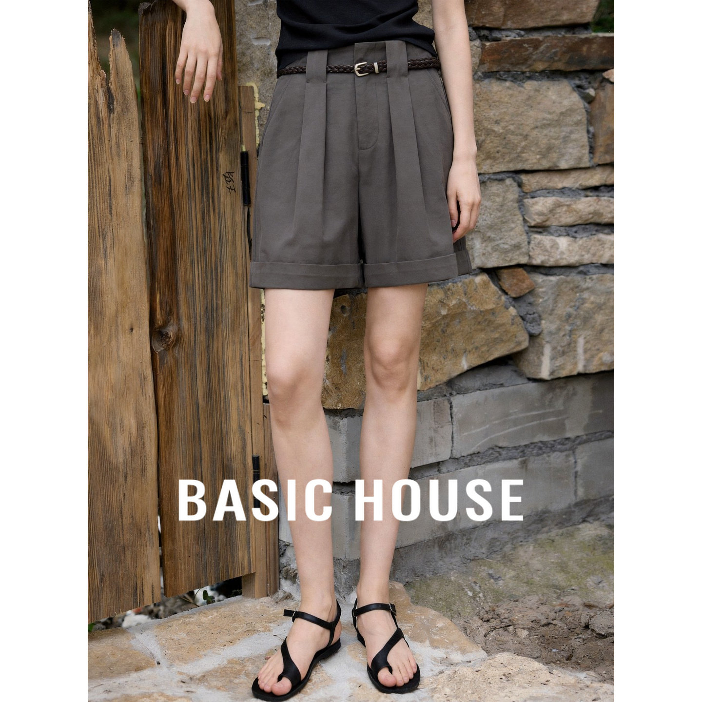 Basic House/百家好灰色高腰简约直筒短裤女2026夏纯棉舒适休闲裤