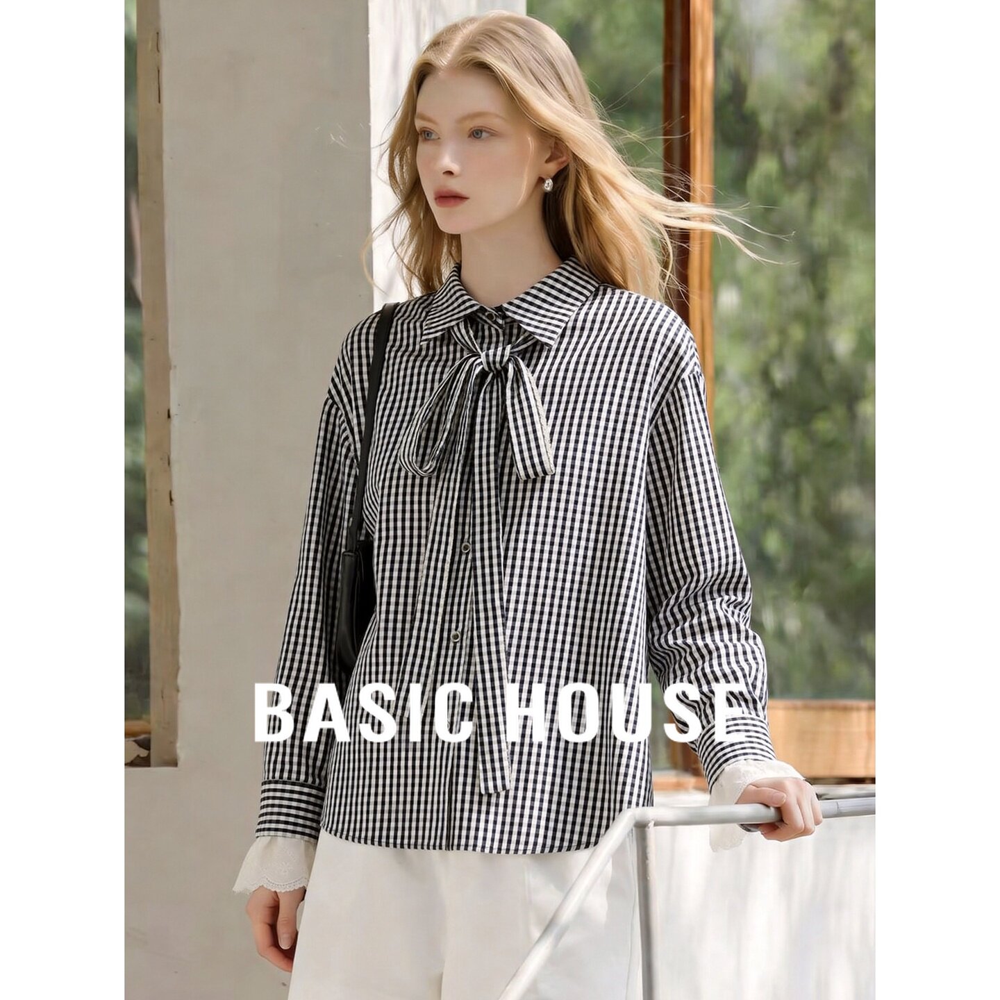 Basic House/百家好2026秋纯棉黑白格纹翻领蝴蝶结宽松中长款衬衫