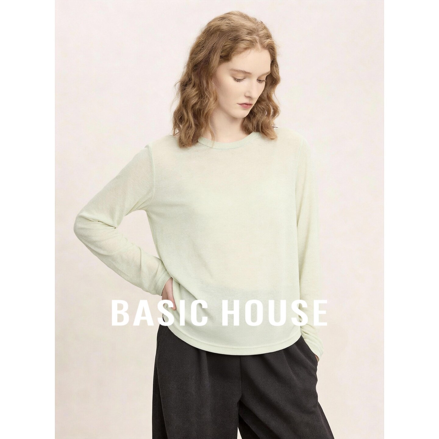 Basic House/百家好绿色长袖亚麻T恤女秋季简约百搭透气防摔上衣