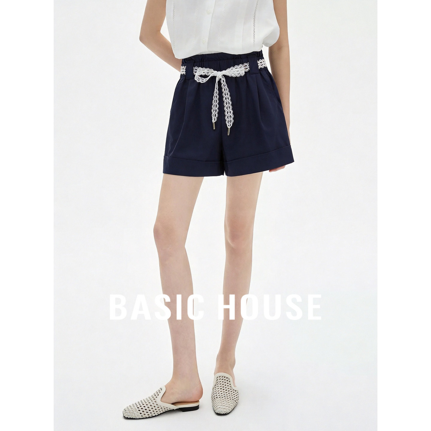 Basic House/百家好藏青色高腰短裤女蕾丝腰带宽松显瘦百搭休闲裤