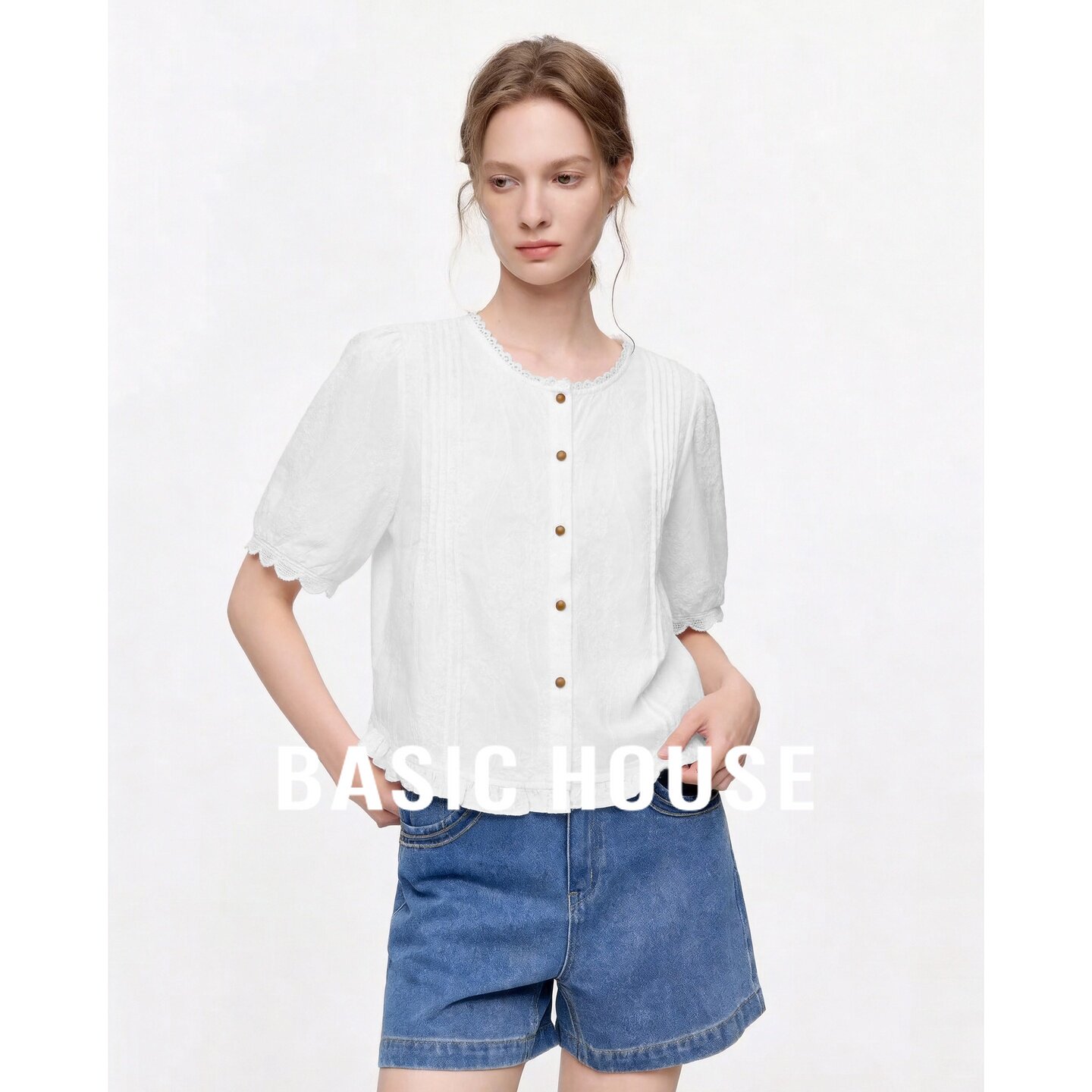 Basic House/百家好法式白色短袖衬衫女夏季纽扣开衫蕾丝花边上衣