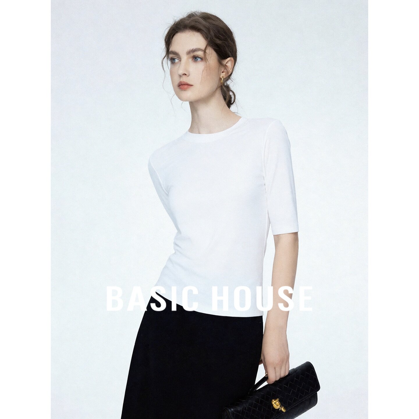 Basic House/百家好简约风圆领中袖T恤女修身打底衫百搭显瘦上衣