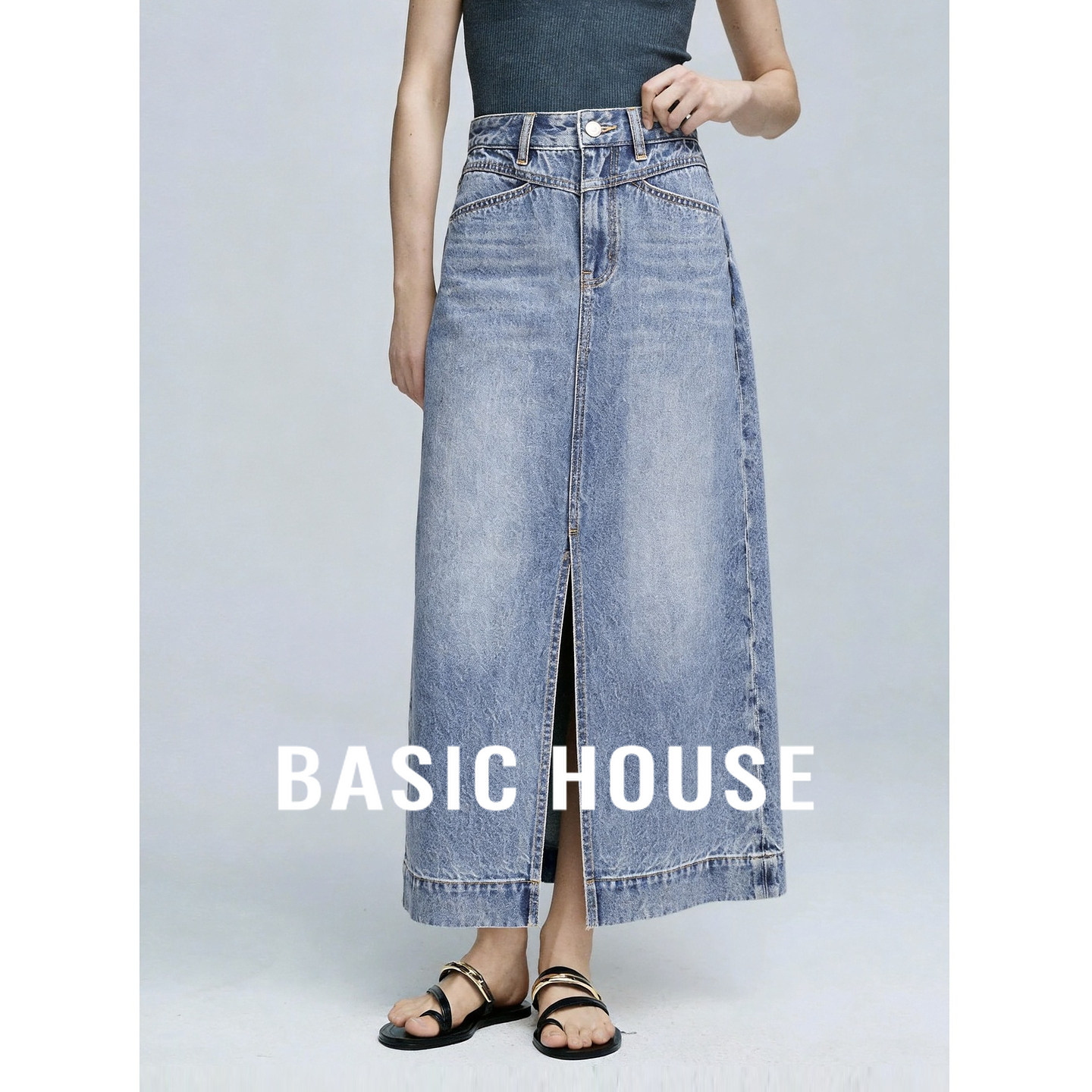 Basic House/百家好高腰牛仔半身裙A字直筒前开衩韩版浅蓝色女装