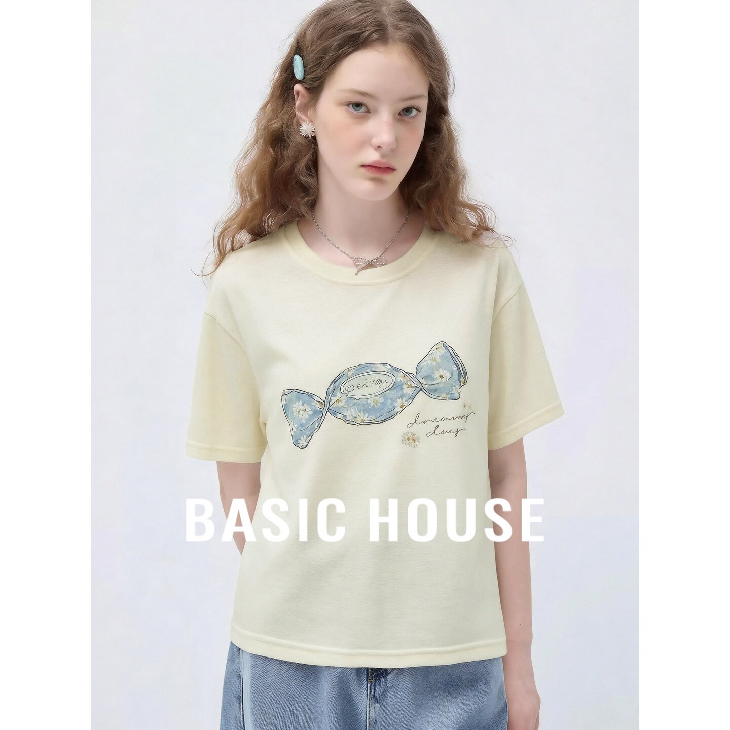 Basic House/百家好浅黄色糖果印花短袖T恤女夏宽松显瘦百搭上衣