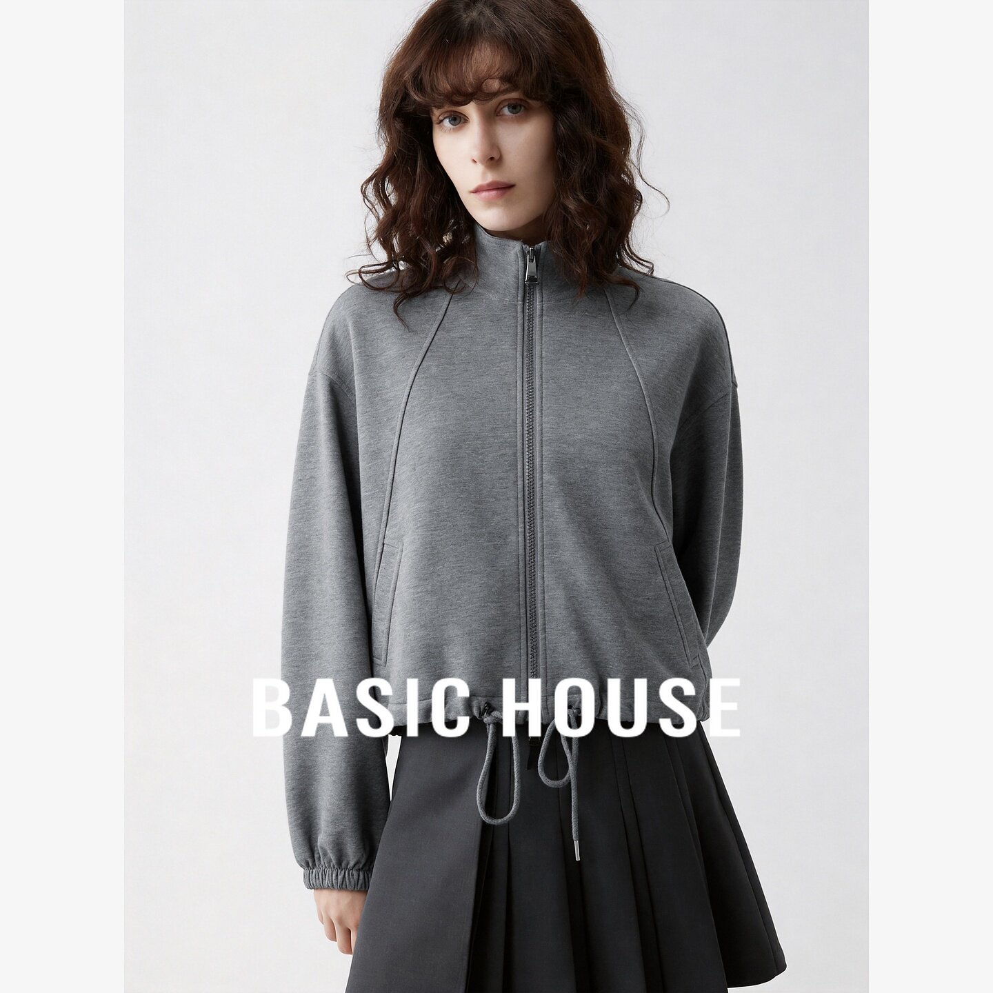 Basic House/百家好休闲风立领双拉链短外套女宽松运动夹克卫衣