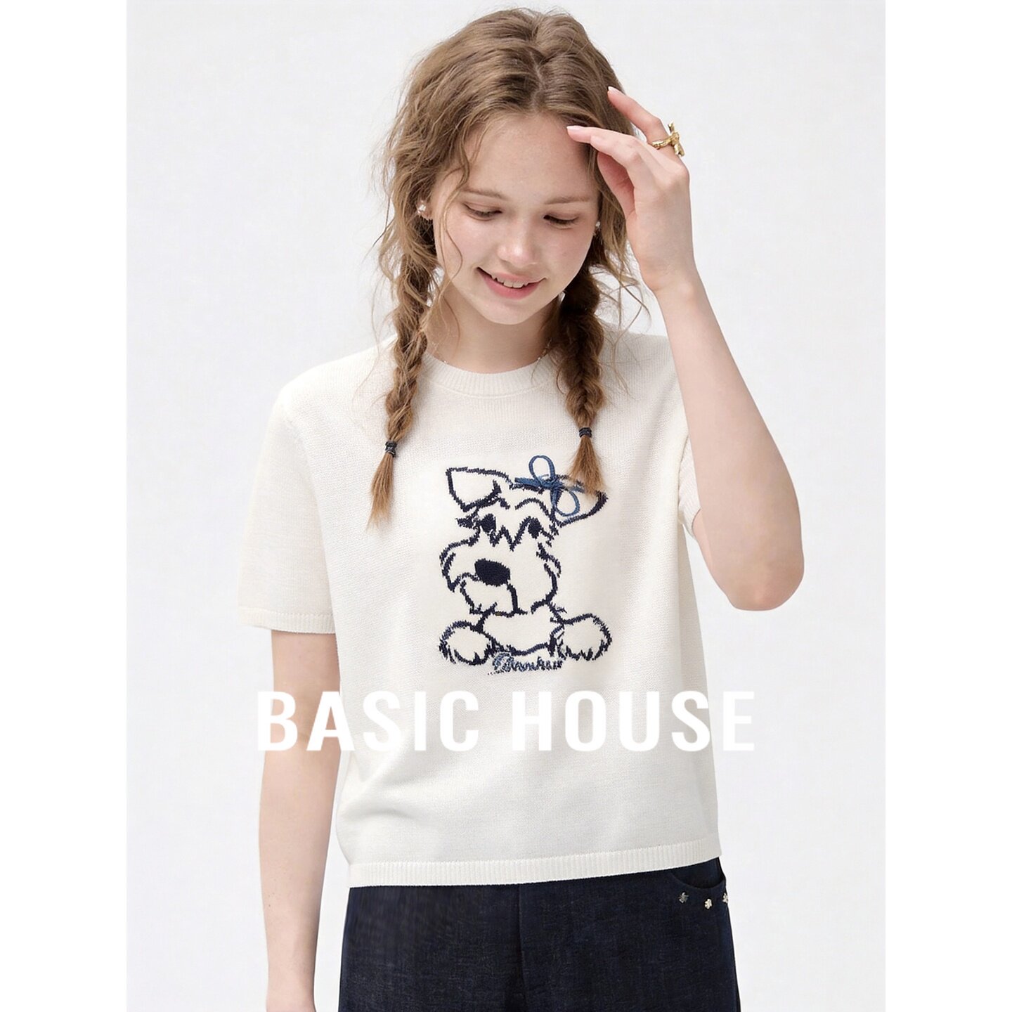 Basic House/百家好白色卡通小狗图案短袖针织衫女夏宽松圆领上衣