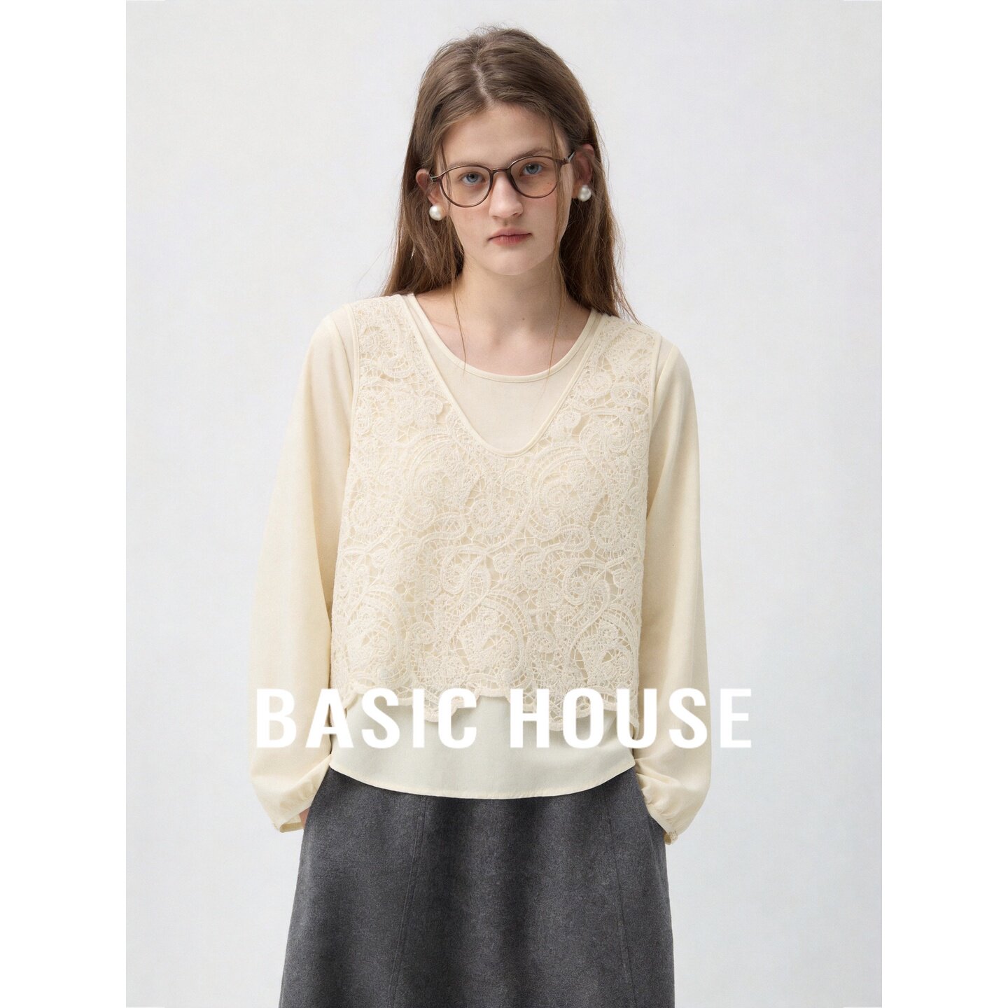 Basic House/百家好法式莱赛尔假两件蕾丝拼接衬衫女米色气质上衣