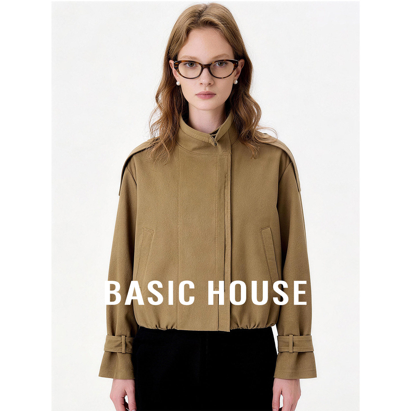 Basic House/百家好时尚立领工装夹克春季新款肩章设计拉链上衣女