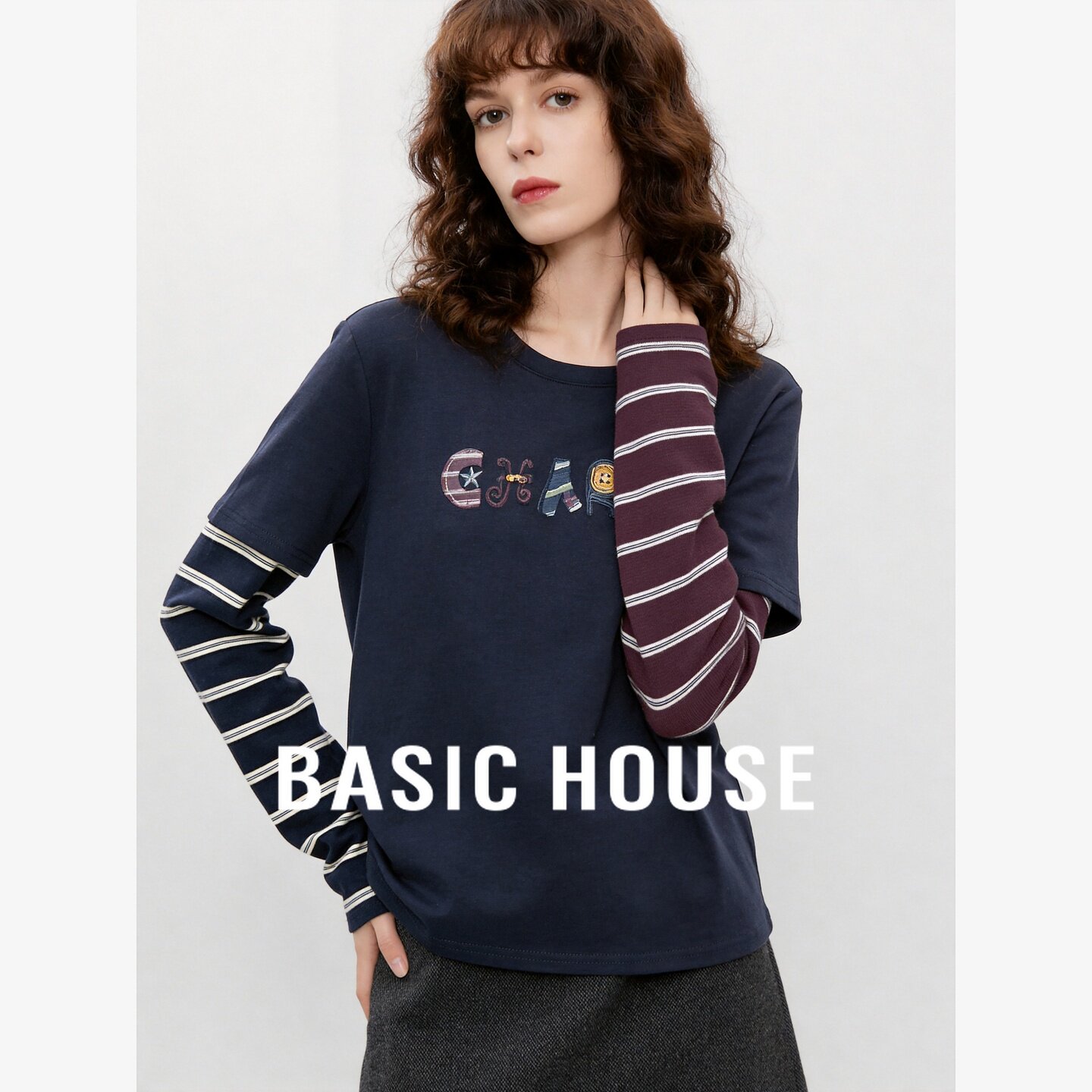 Basic House/百家好假两件宽松长袖T恤条纹拼接不对称设计感上衣