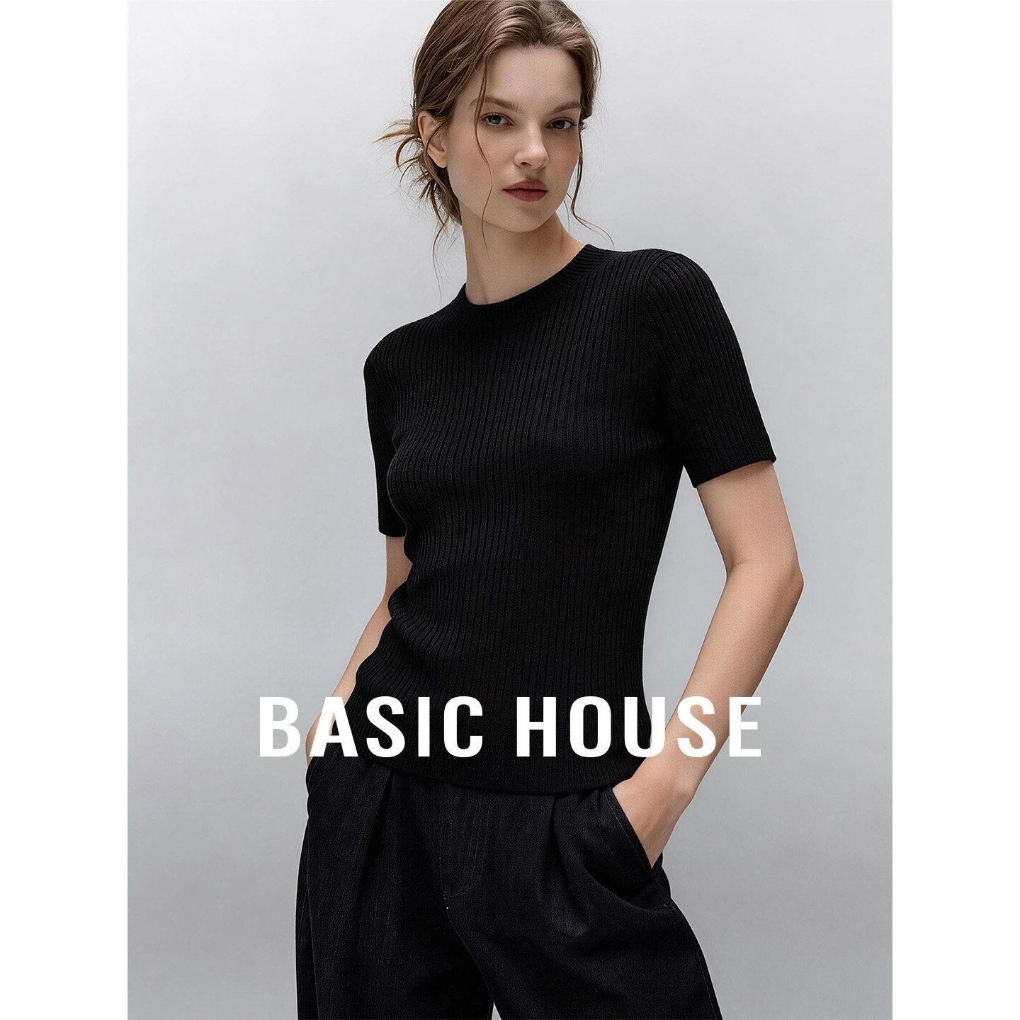 Basic House/百家好黑色竖坑条简约五分袖打底衫女夏季新款针织衫