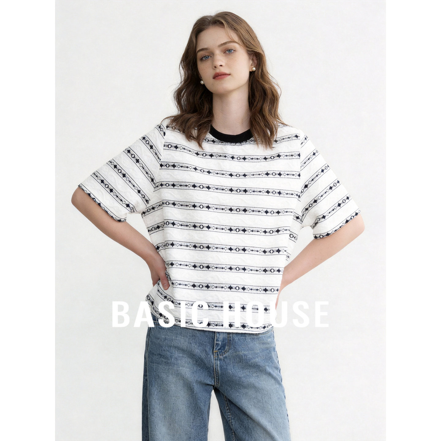 Basic House/百家好白色条纹短袖T恤女夏季宽松圆领休闲遮肉上衣