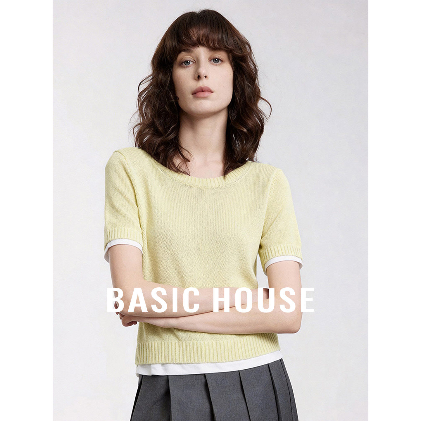 Basic House/百家好黄色假两件圆领短袖针织衫女夏季薄款透气上衣