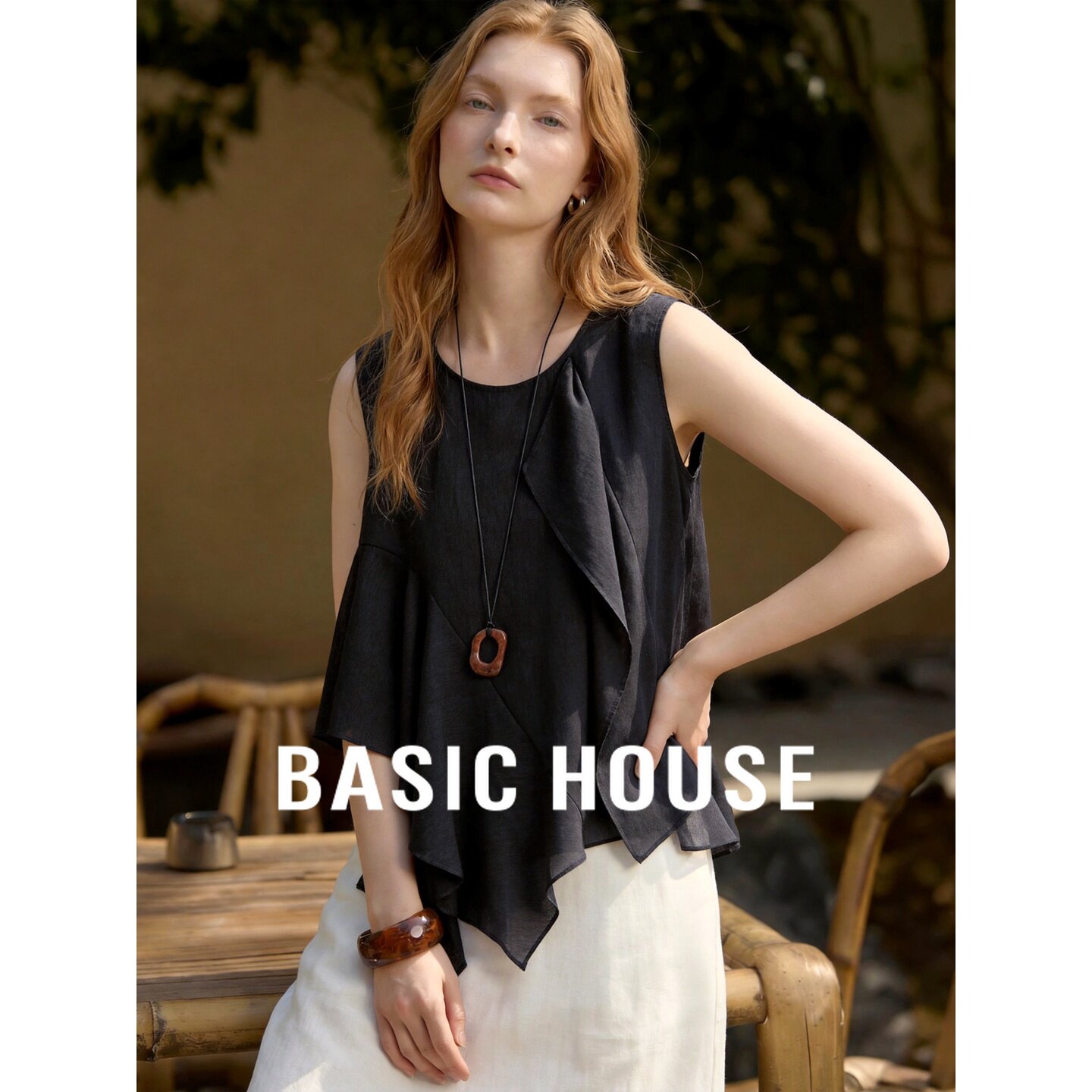 Basic House/百家好轻熟风无袖衬衫女夏季不规则下摆时尚法式上衣