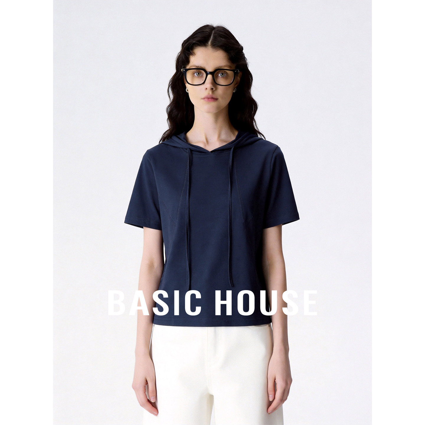 Basic House/百家好纯色连帽短款上衣女夏季新款宽松显瘦短袖T恤